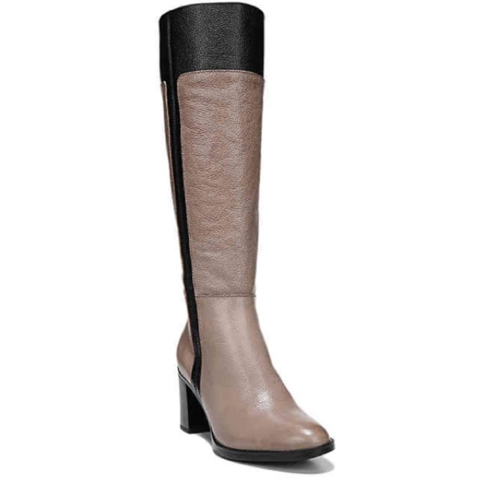 *SOLD*naturalizer leather Frances boots 7.5